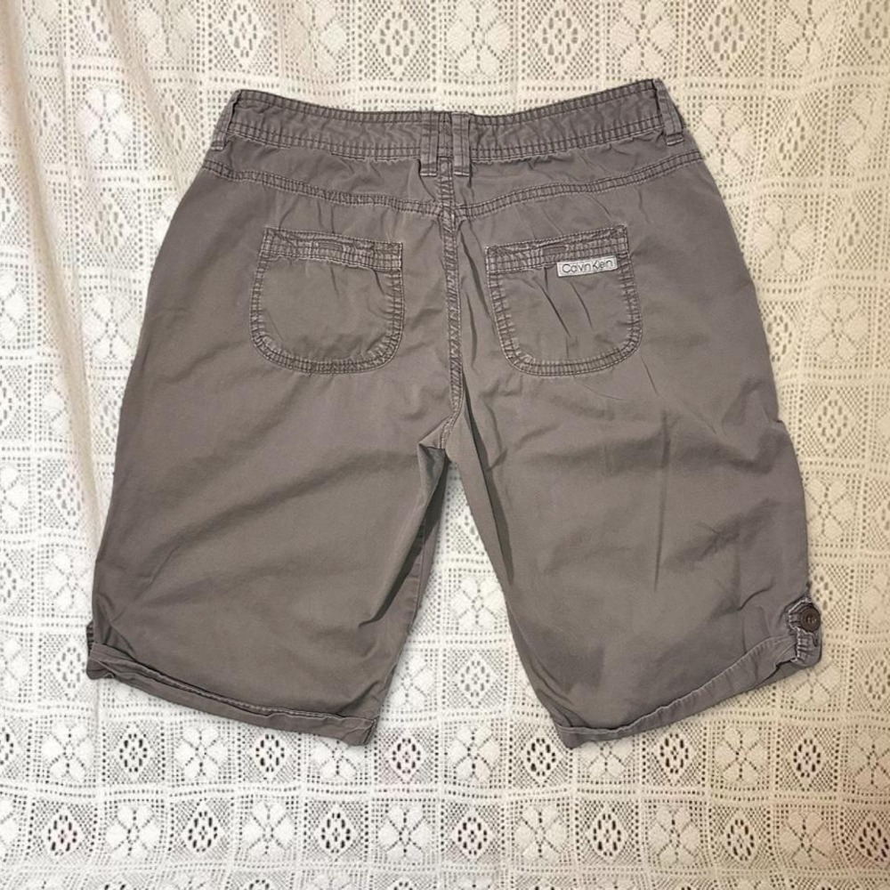 Capris - Picture 2 of 8
